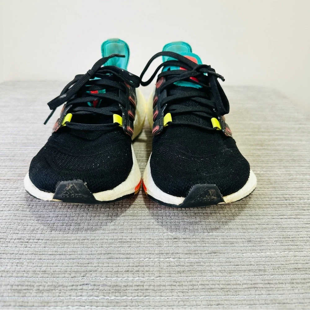 Adidas UltraBoost 22 Shoes Black-Turbo Mint Rust Youth 5.5 - Picture 2 of 9